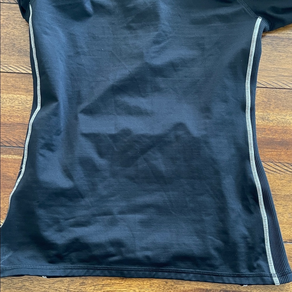 Under Armour Train All Weather 1/2 Zip Black long sleeve pullover sweatshirt XS - Picture 5 of 11